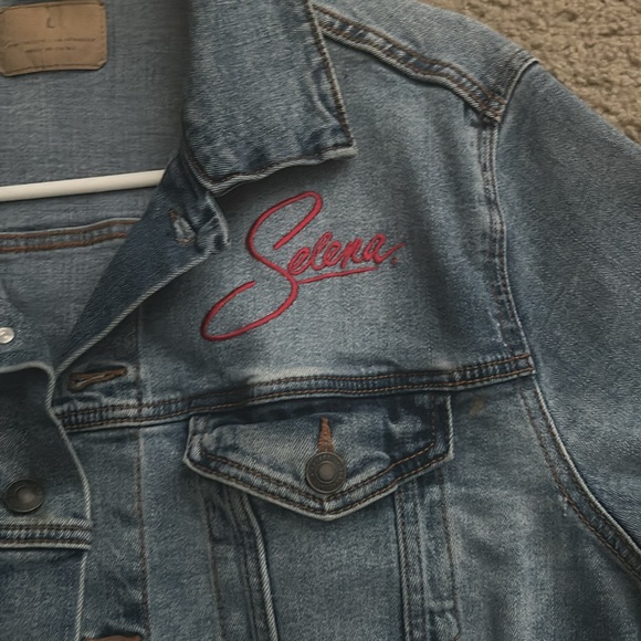 Selena Quintanilla Jean Jacket - Picture 2 of 3